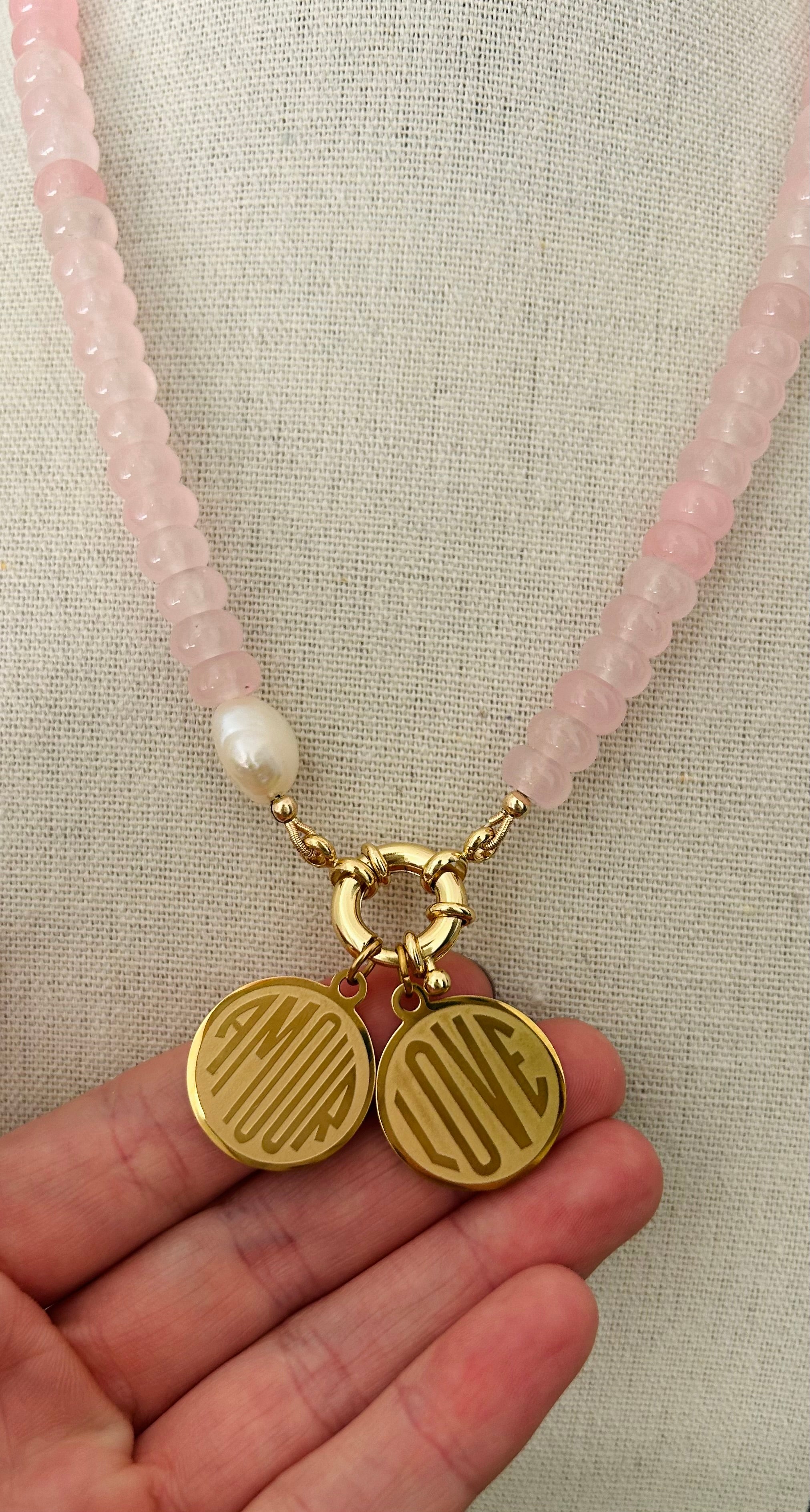 Round Amour Charm